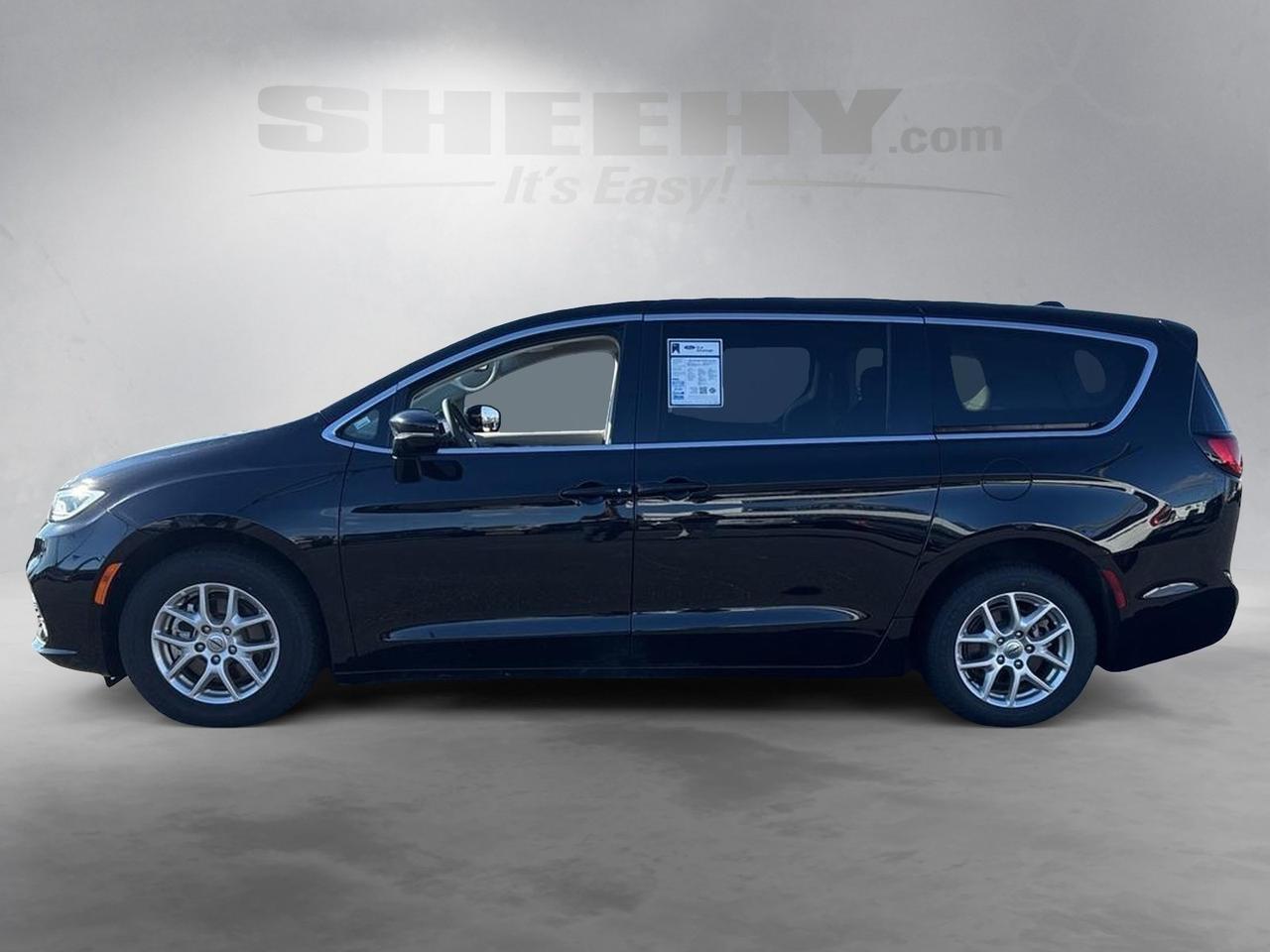 2024 Chrysler Pacifica Touring L Richmond VA