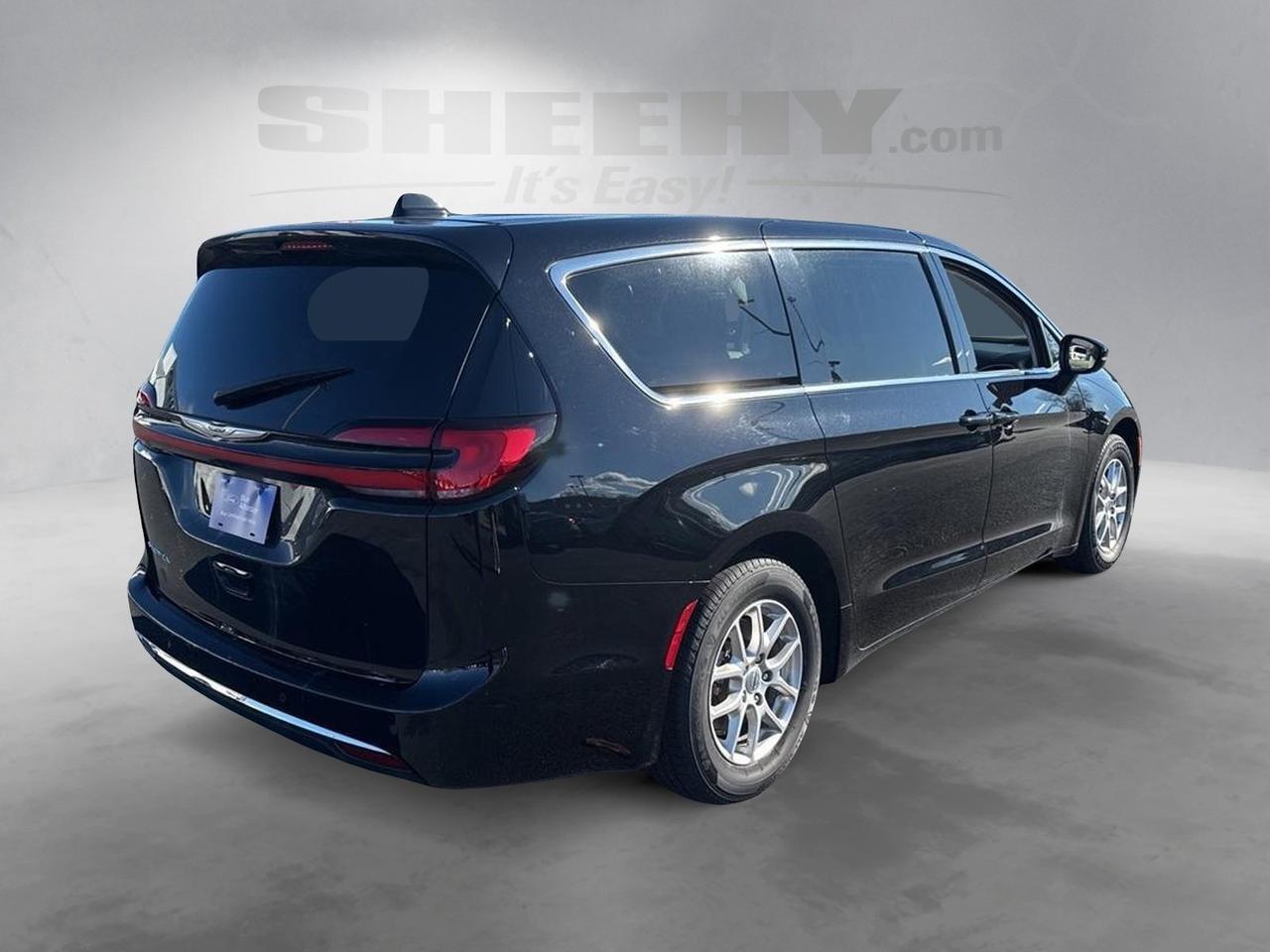 2024 Chrysler Pacifica Touring L Richmond VA