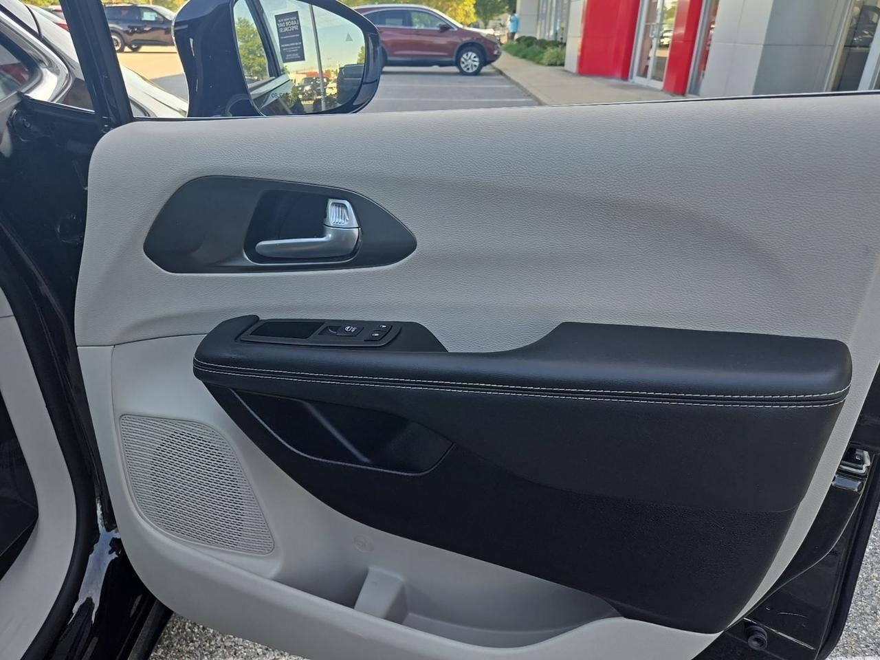 2024 Chrysler Pacifica Touring L Waldorf MD