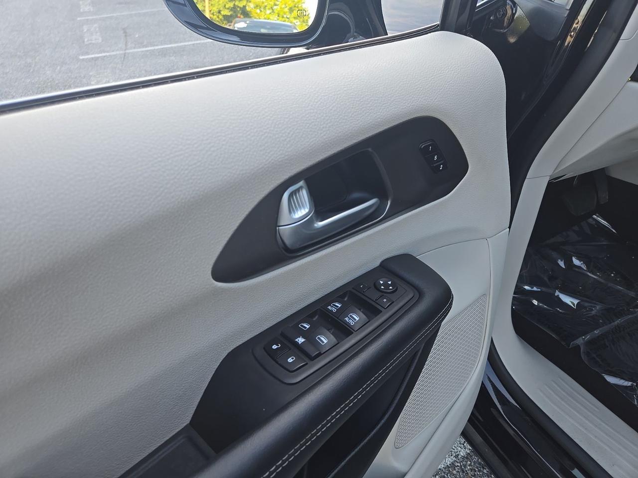 2024 Chrysler Pacifica Touring L Waldorf MD