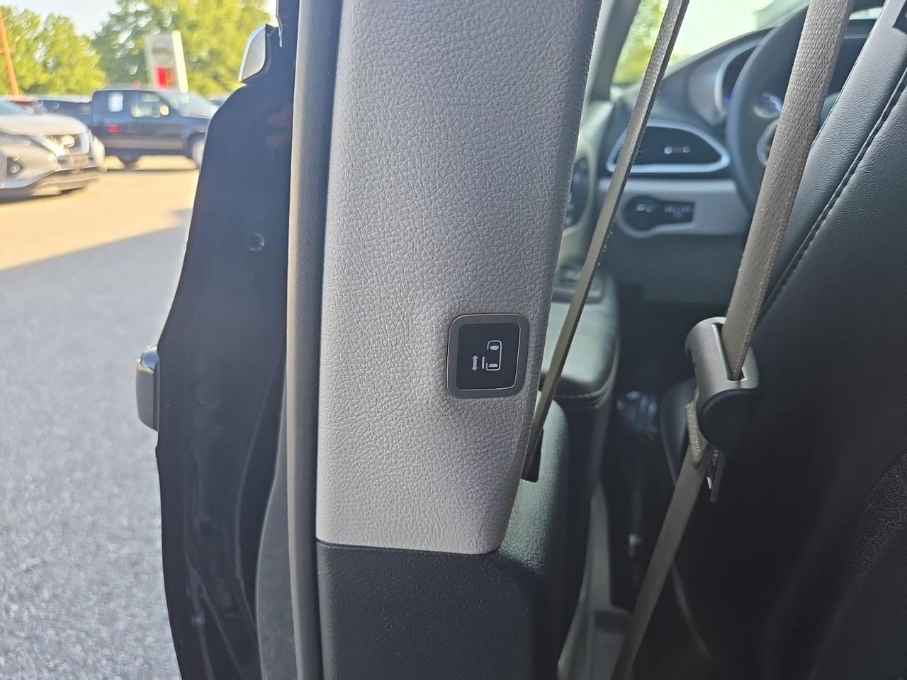 2024 Chrysler Pacifica Touring L Waldorf MD