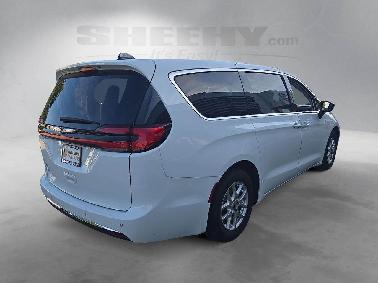 2024 Chrysler Pacifica Touring L Waldorf MD