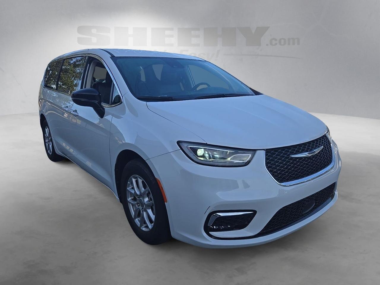 2024 Chrysler Pacifica Touring L Waldorf MD