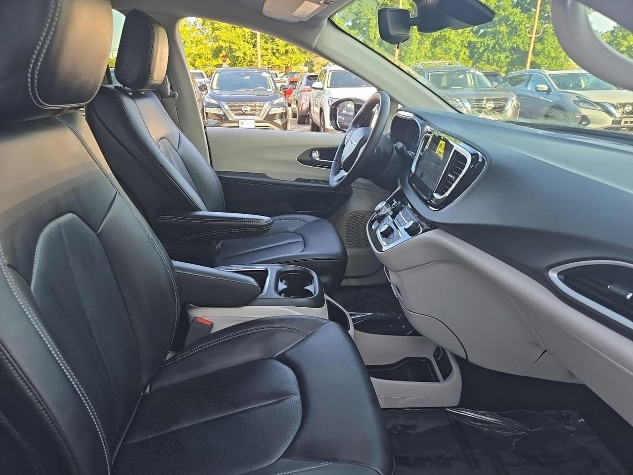 2024 Chrysler Pacifica Touring L Waldorf MD