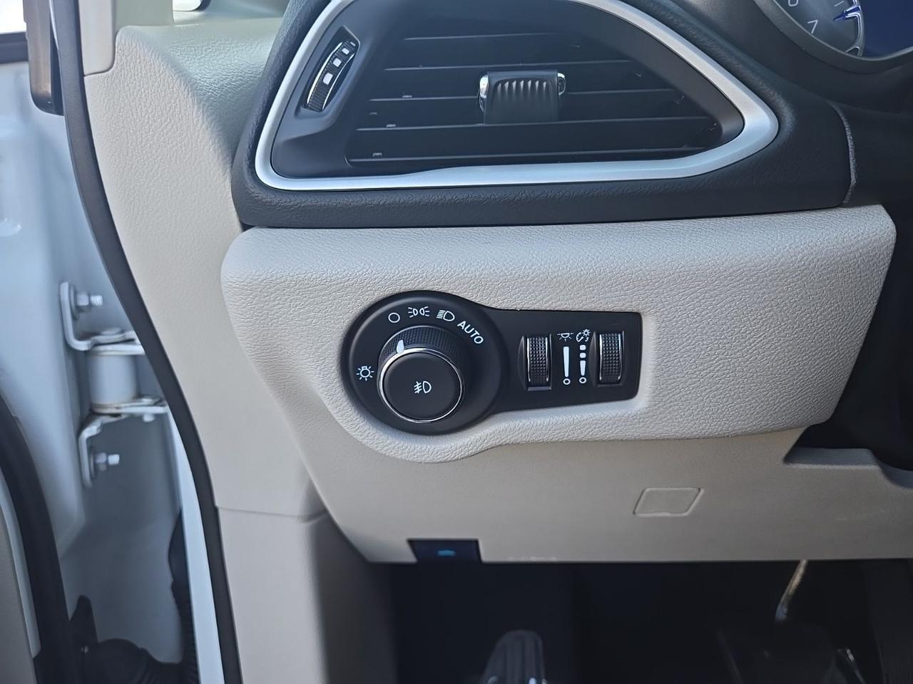 2024 Chrysler Pacifica Touring L Waldorf MD