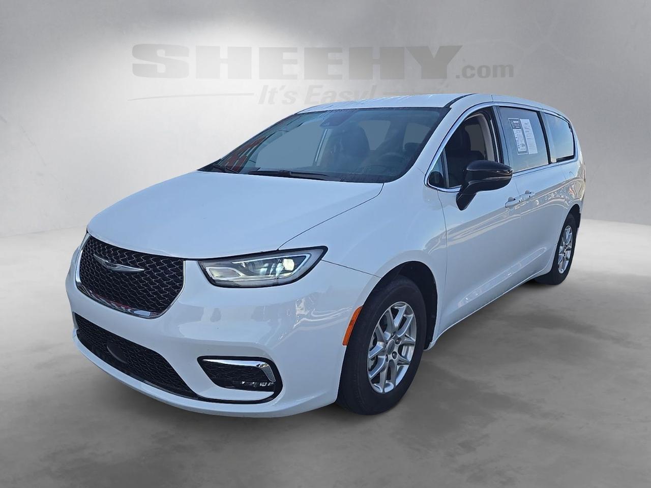 2024 Chrysler Pacifica Touring L Waldorf MD
