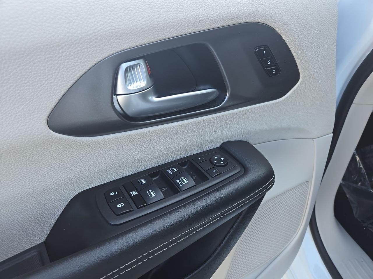 2024 Chrysler Pacifica Touring L Waldorf MD