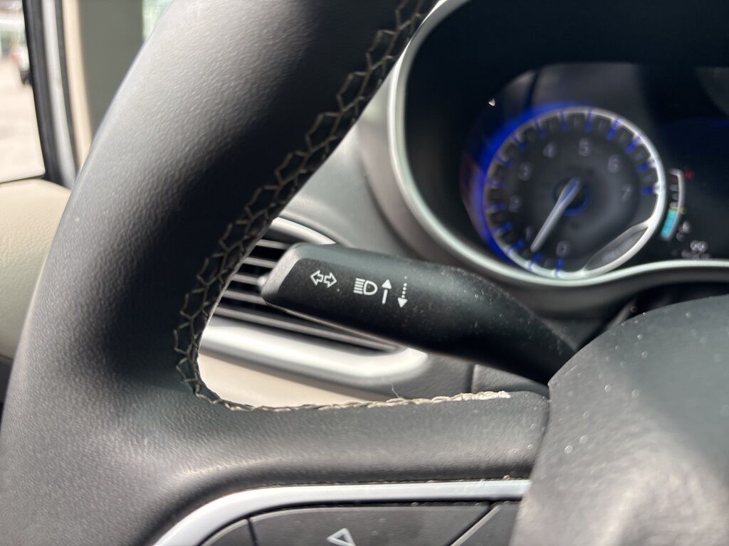 2024 Chrysler Pacifica Touring L Cockeysville MD