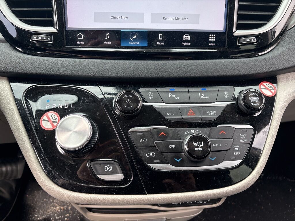 2024 Chrysler Pacifica Touring L Cockeysville MD