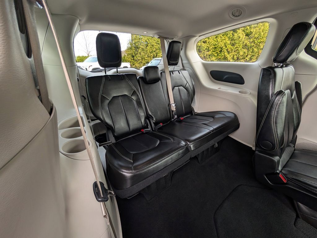 2024 Chrysler Pacifica Touring L Cockeysville MD