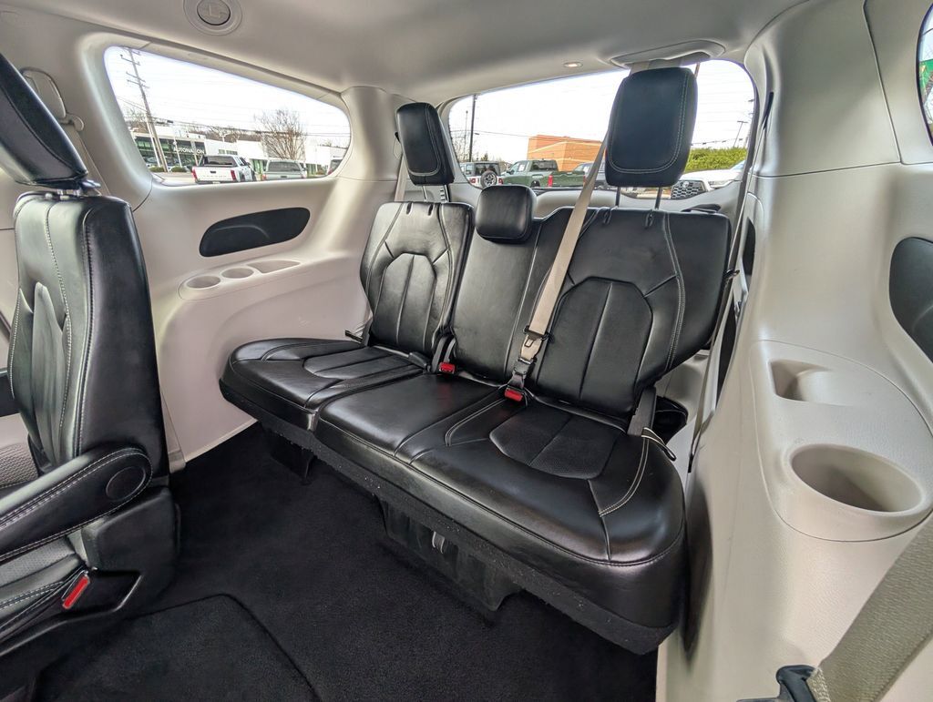 2024 Chrysler Pacifica Touring L Cockeysville MD