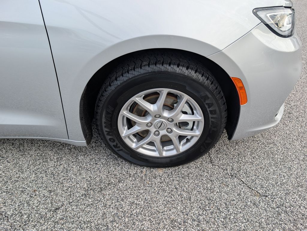 2024 Chrysler Pacifica Touring L Cockeysville MD