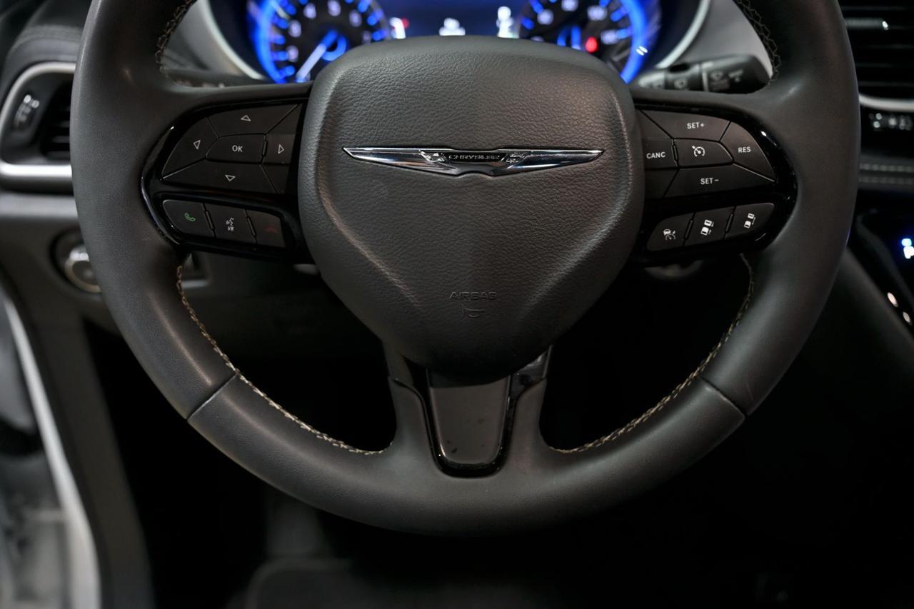 2024 Chrysler Pacifica Touring Miami FL