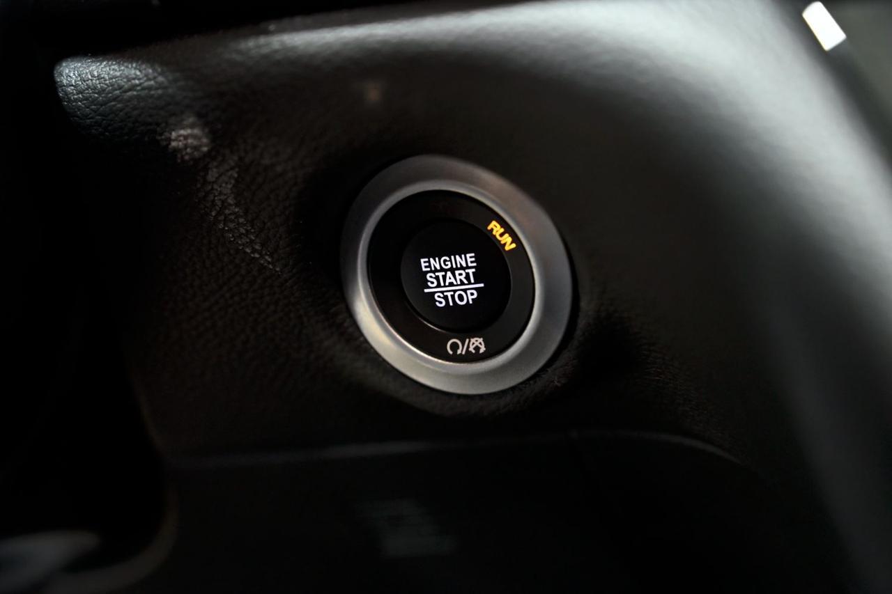 2024 Chrysler Pacifica Touring Miami FL