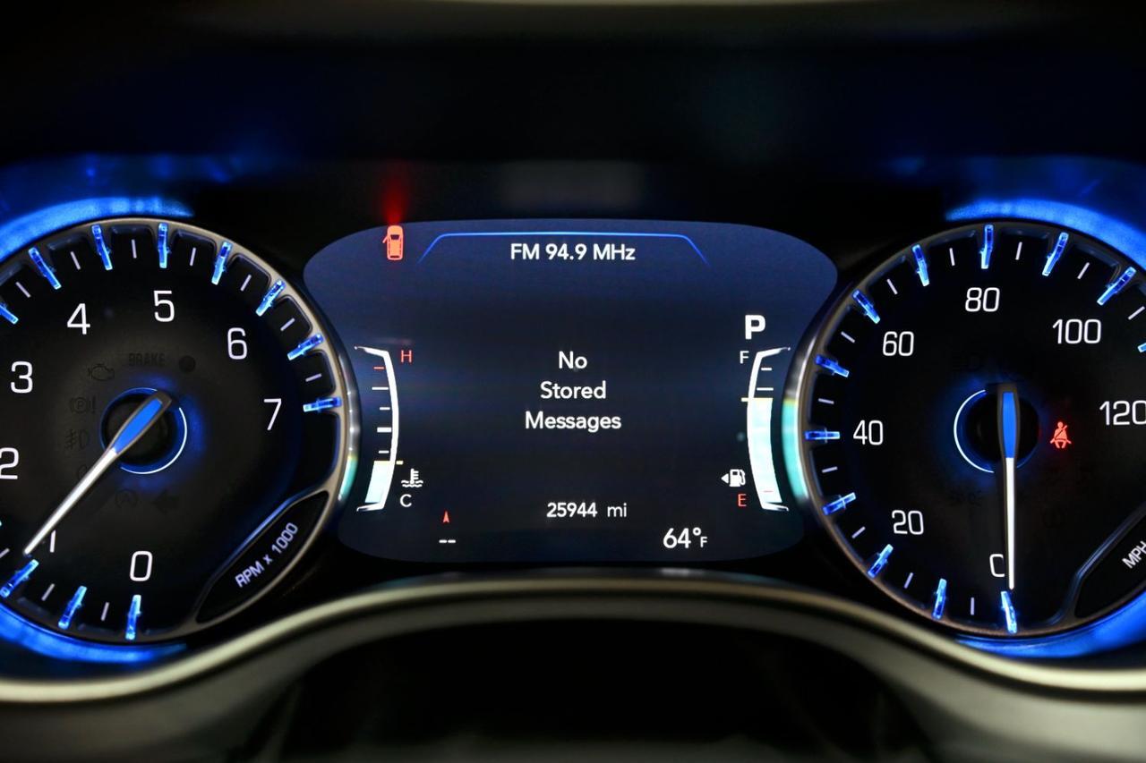 2024 Chrysler Pacifica Touring Miami FL