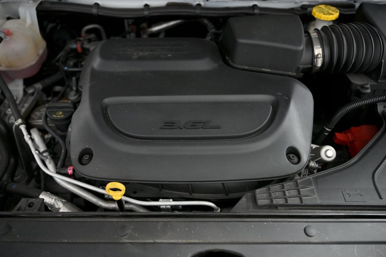 2024 Chrysler Pacifica Touring Miami FL