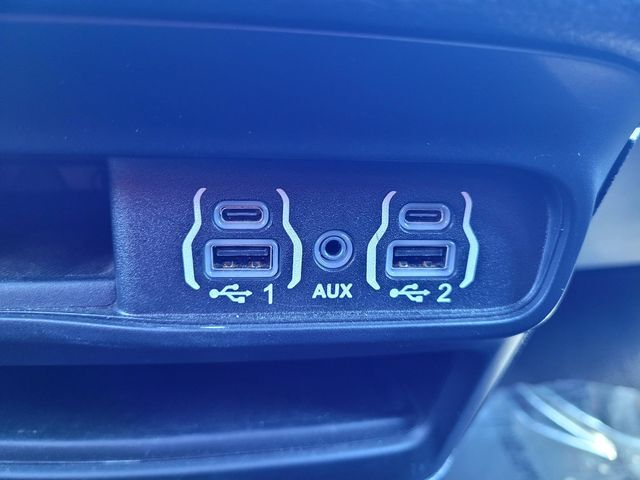 2024 Chrysler Pacifica Touring Roseville CA