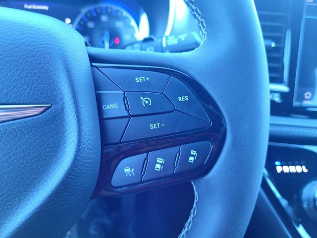 2024 Chrysler Pacifica Touring Roseville CA