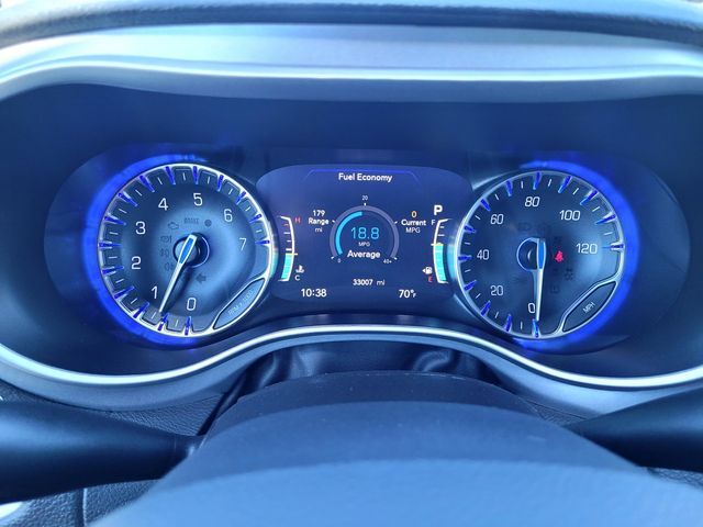 2024 Chrysler Pacifica Touring Roseville CA