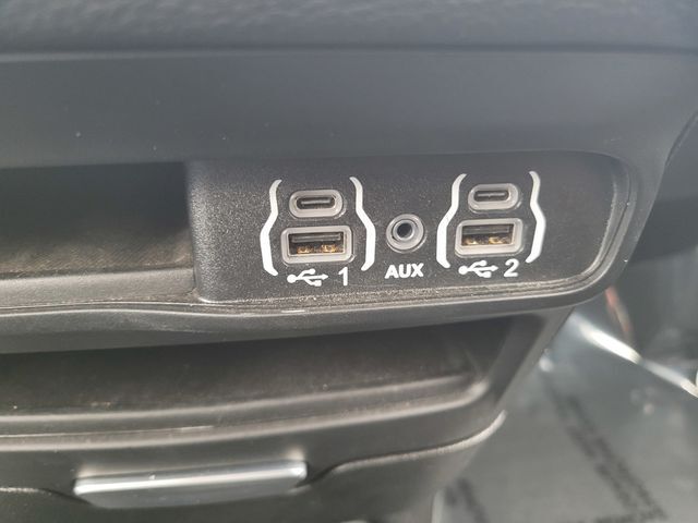 2024 Chrysler Pacifica Touring Roseville CA