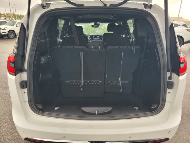 2024 Chrysler Pacifica Touring Roseville CA