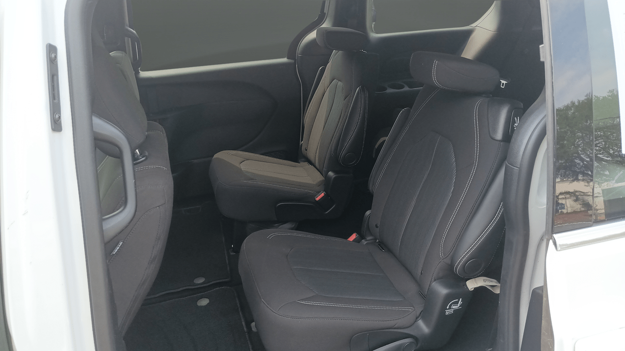 2024 Chrysler Pacifica Touring Jacksonville FL