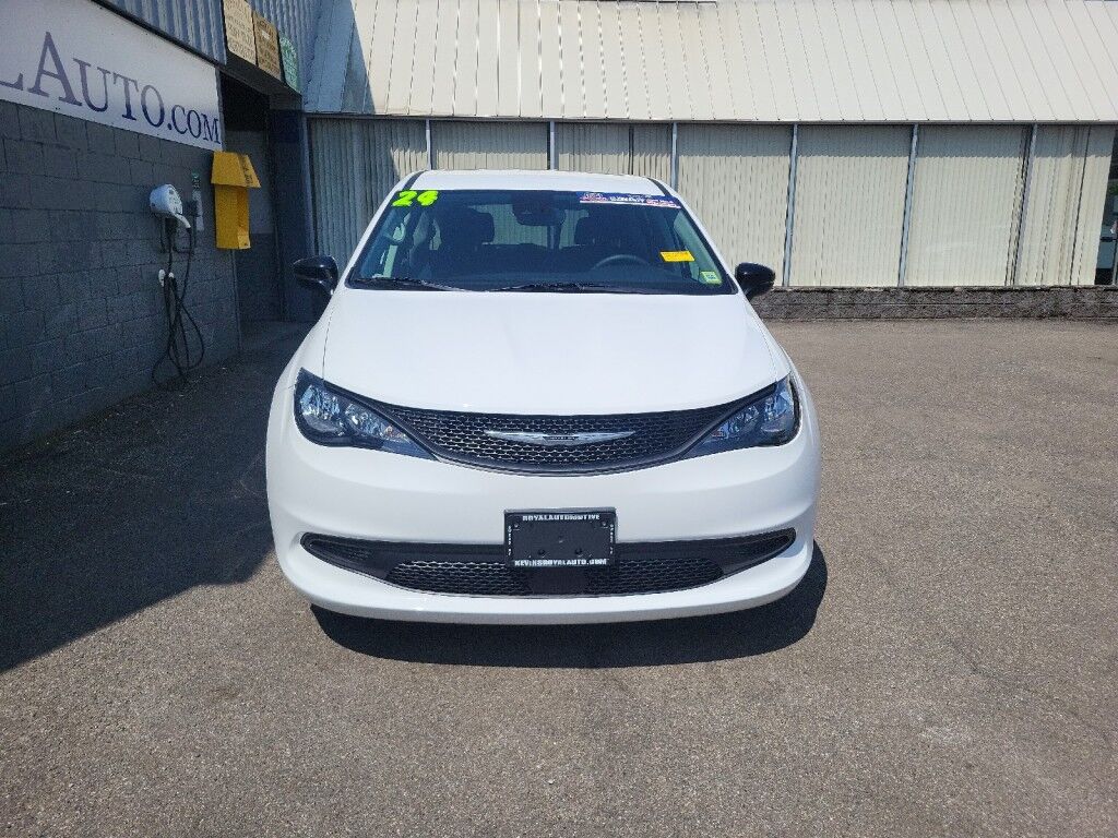 2024 Chrysler Voyager (fleet-only) LX Owego NY