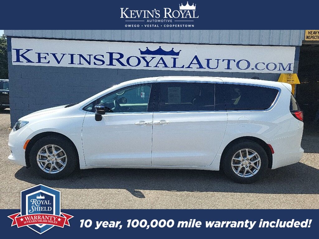 2024 Chrysler Voyager (fleet-only) LX