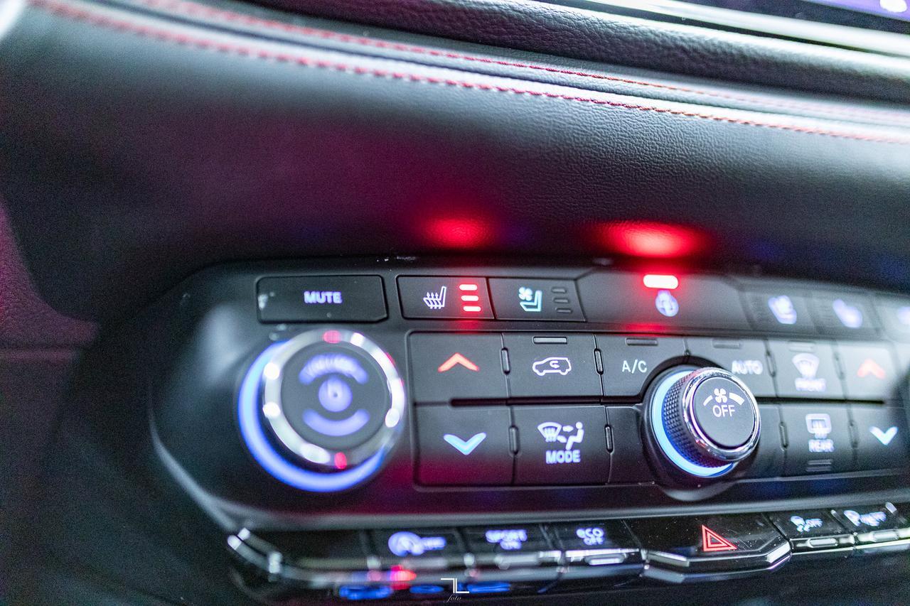 2024 Dodge Durango AWD GT Plus Leather Roof Nav BCam Red Deer AB