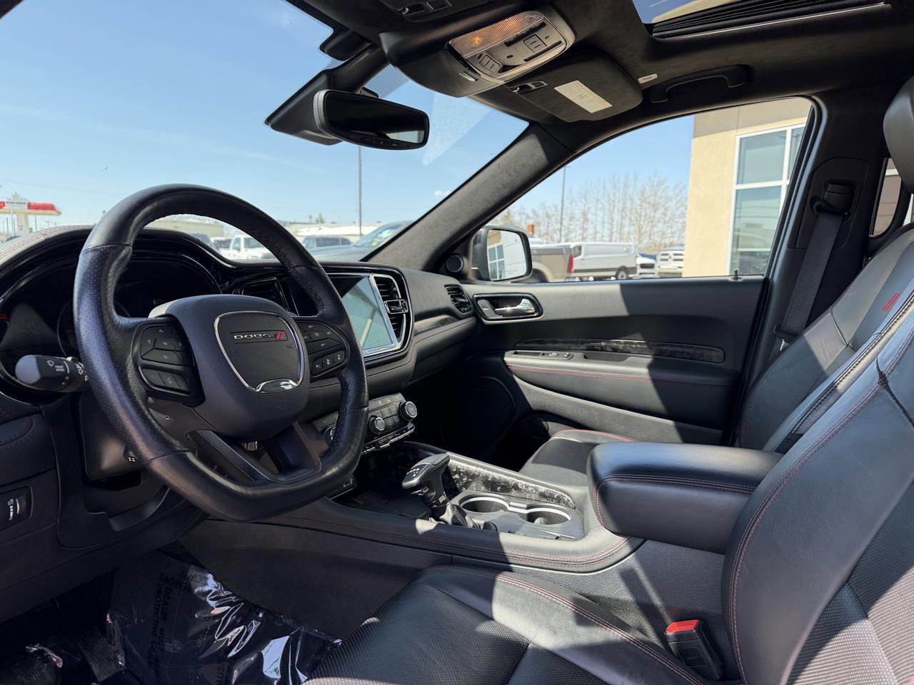 2024 Dodge Durango RT Plus AWD | HEMI V8 | Nappa Leather | 6 Passenger Captain Chairs | NAV | Sunroof | Power Liftgate Redwater AB