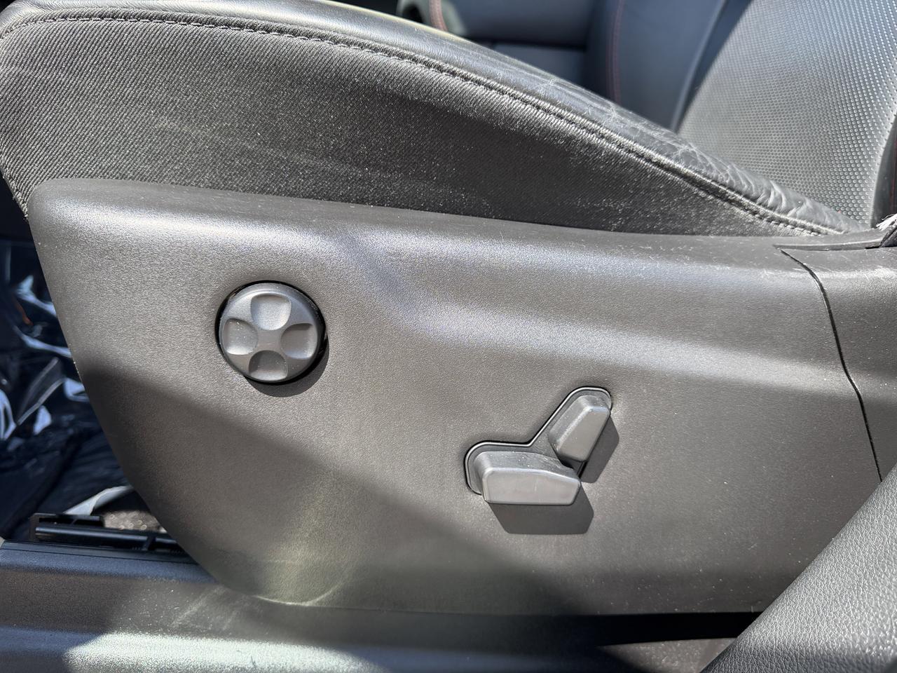 2024 Dodge Durango RT Plus AWD | HEMI V8 | Nappa Leather | 6 Passenger Captain Chairs | NAV | Sunroof | Power Liftgate Redwater AB