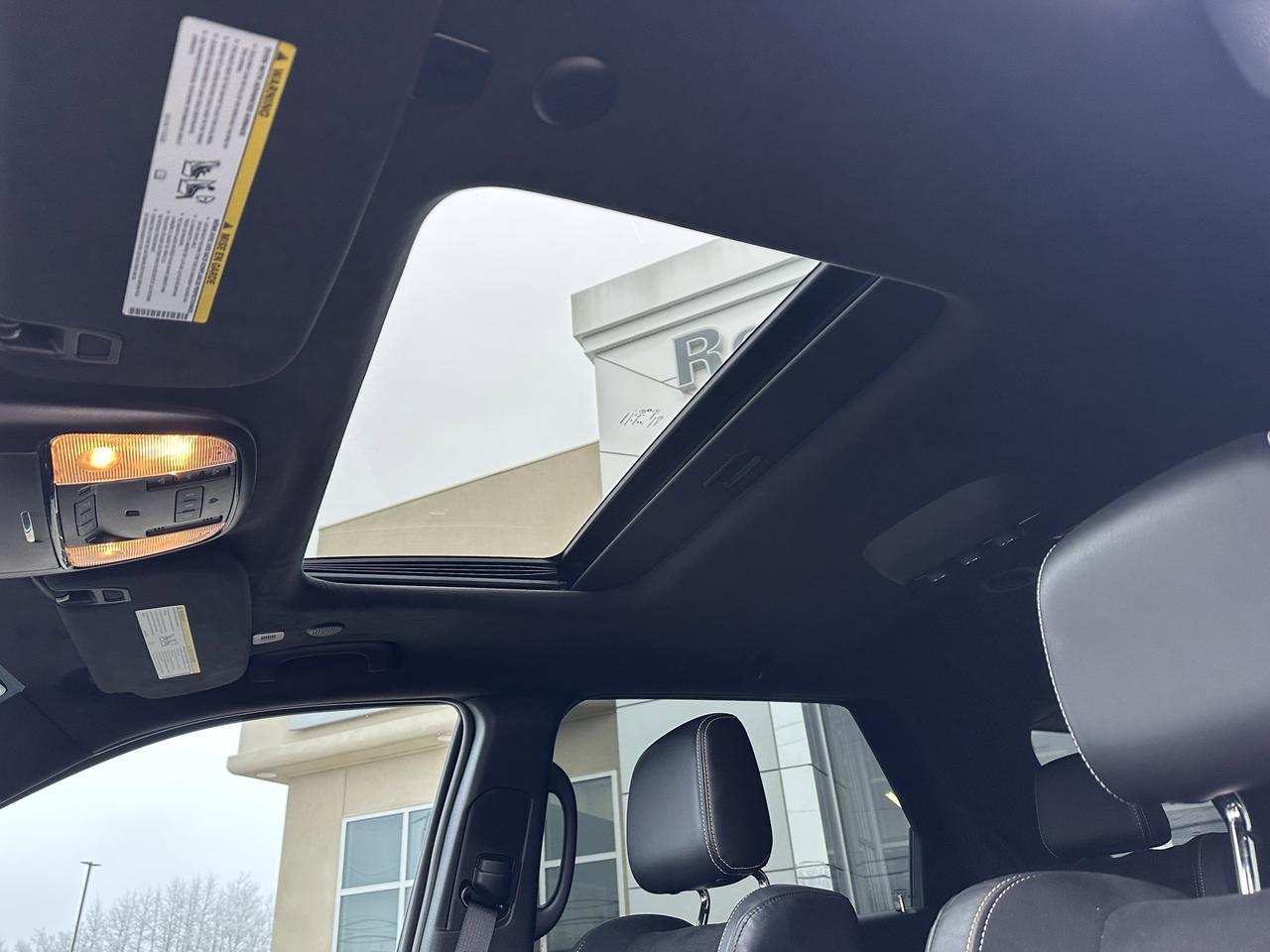 2024 Dodge Durango SRT 392 AlcHEMI AWD $19,995 Pkg | Vapour Grey | V8 | Sunroof | Leather | NAV Redwater AB