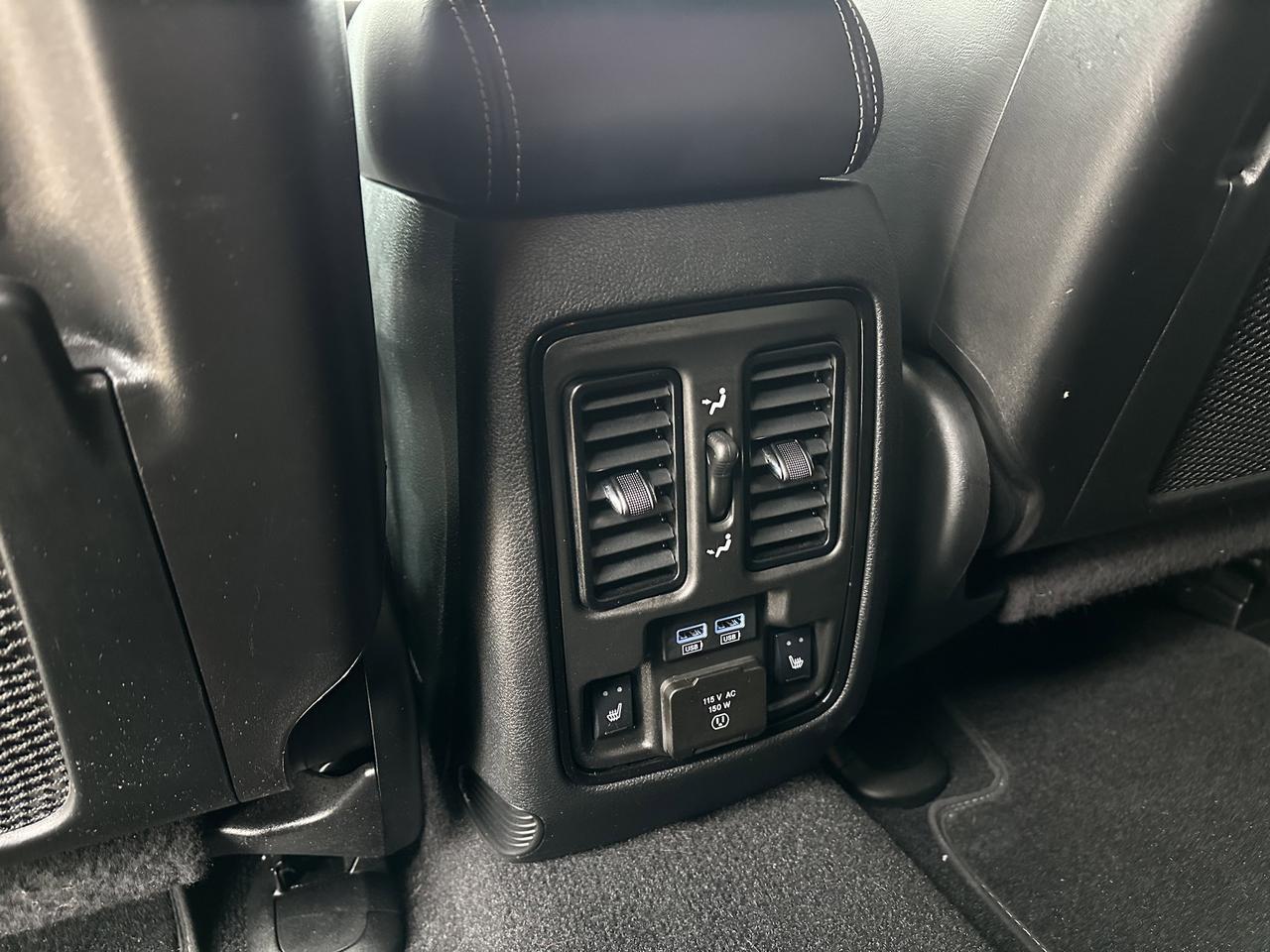 2024 Dodge Durango SRT 392 AlcHEMI AWD $19,995 Pkg | Vapour Grey | V8 | Sunroof | Leather | NAV Redwater AB