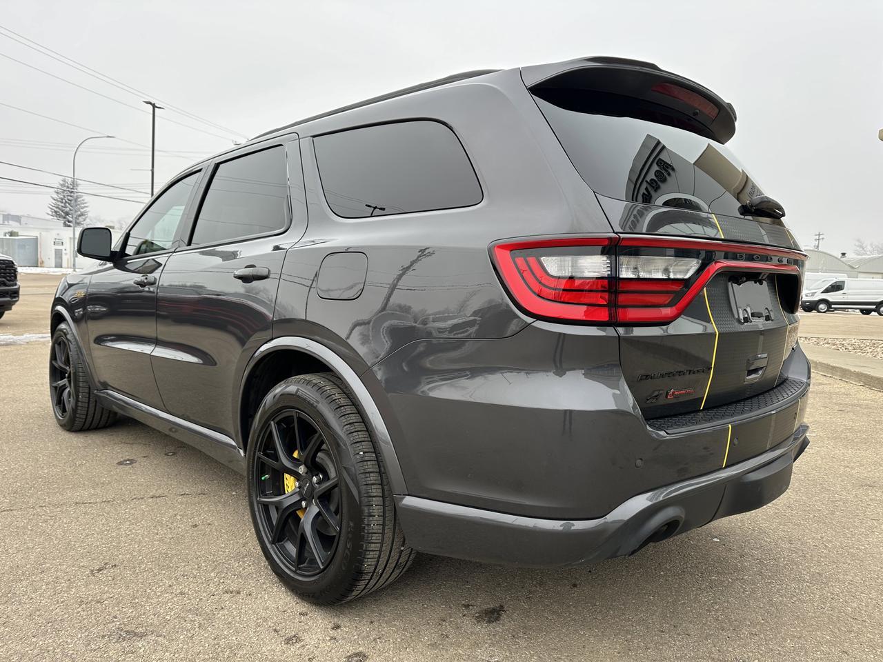 2024 Dodge Durango SRT 392 AlcHEMI AWD $19,995 Pkg | Vapour Grey | V8 | Sunroof | Leather | NAV Redwater AB