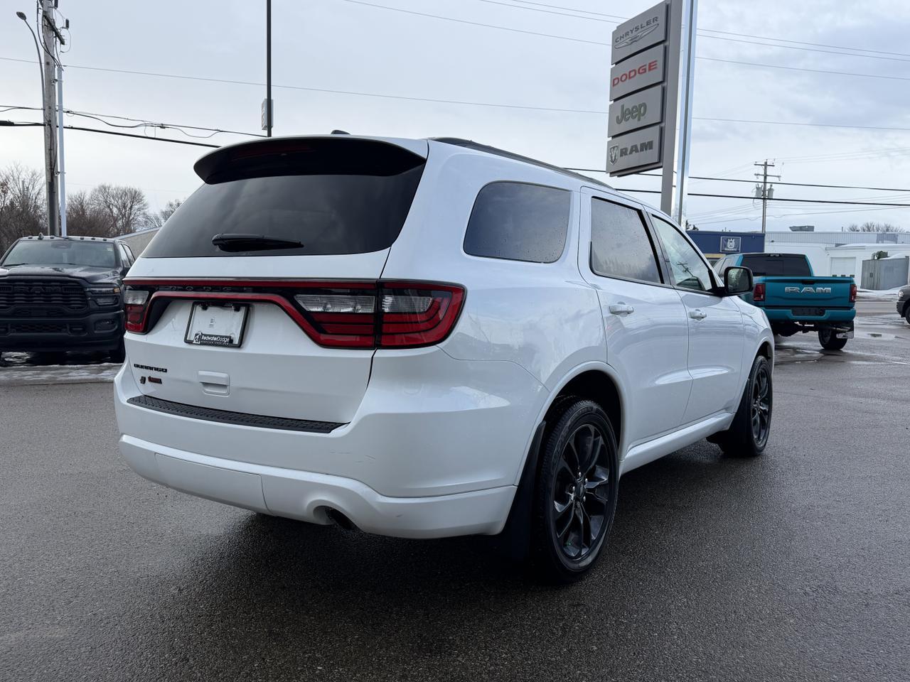 2024 Dodge Durango SXT Plus | Sunroof | Heated Seats | Blacktop Group | 3rd Row Seating Redwater AB