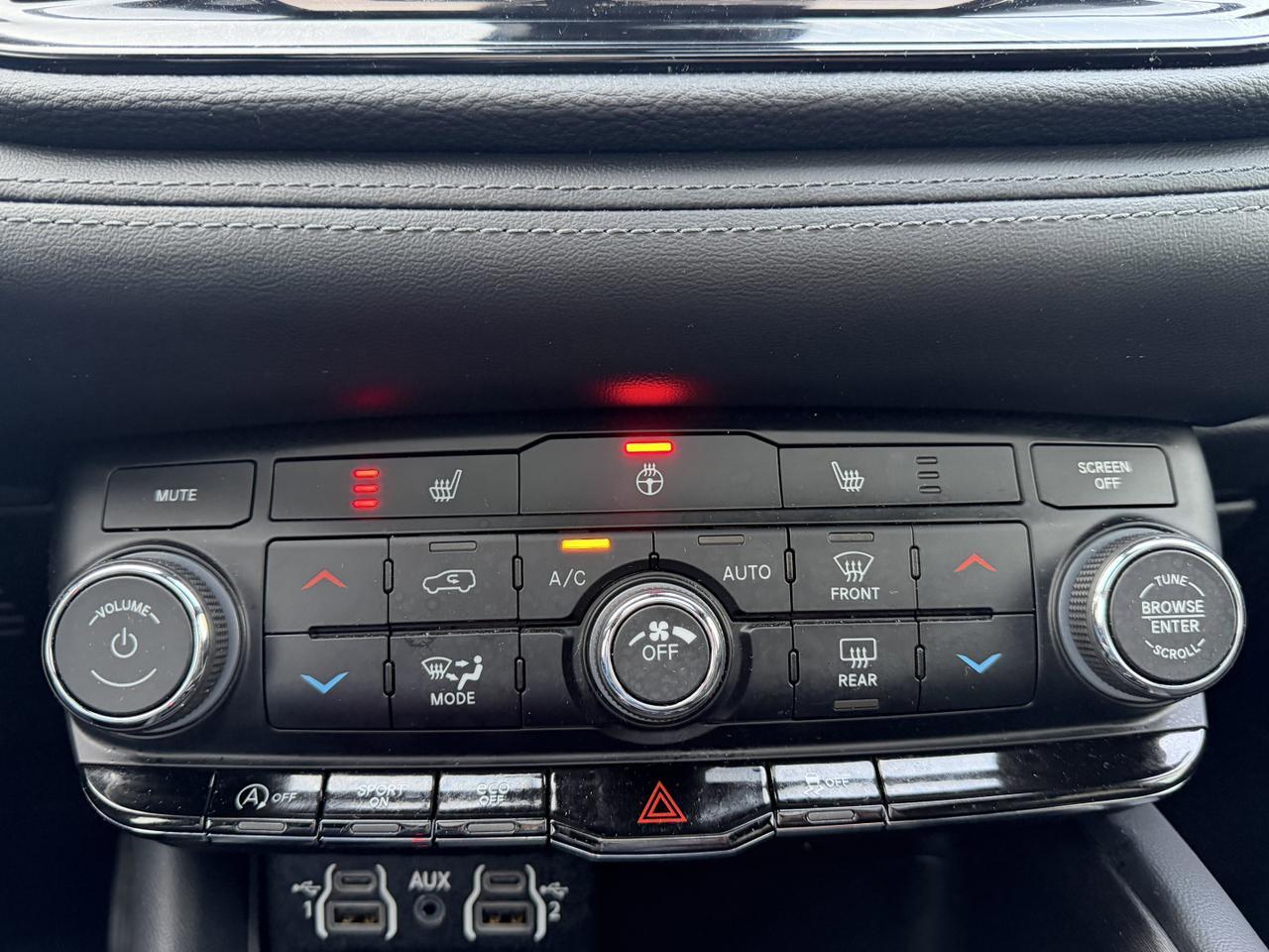 2024 Dodge Durango SXT Plus | Sunroof | Heated Seats | Blacktop Group | 3rd Row Seating Redwater AB