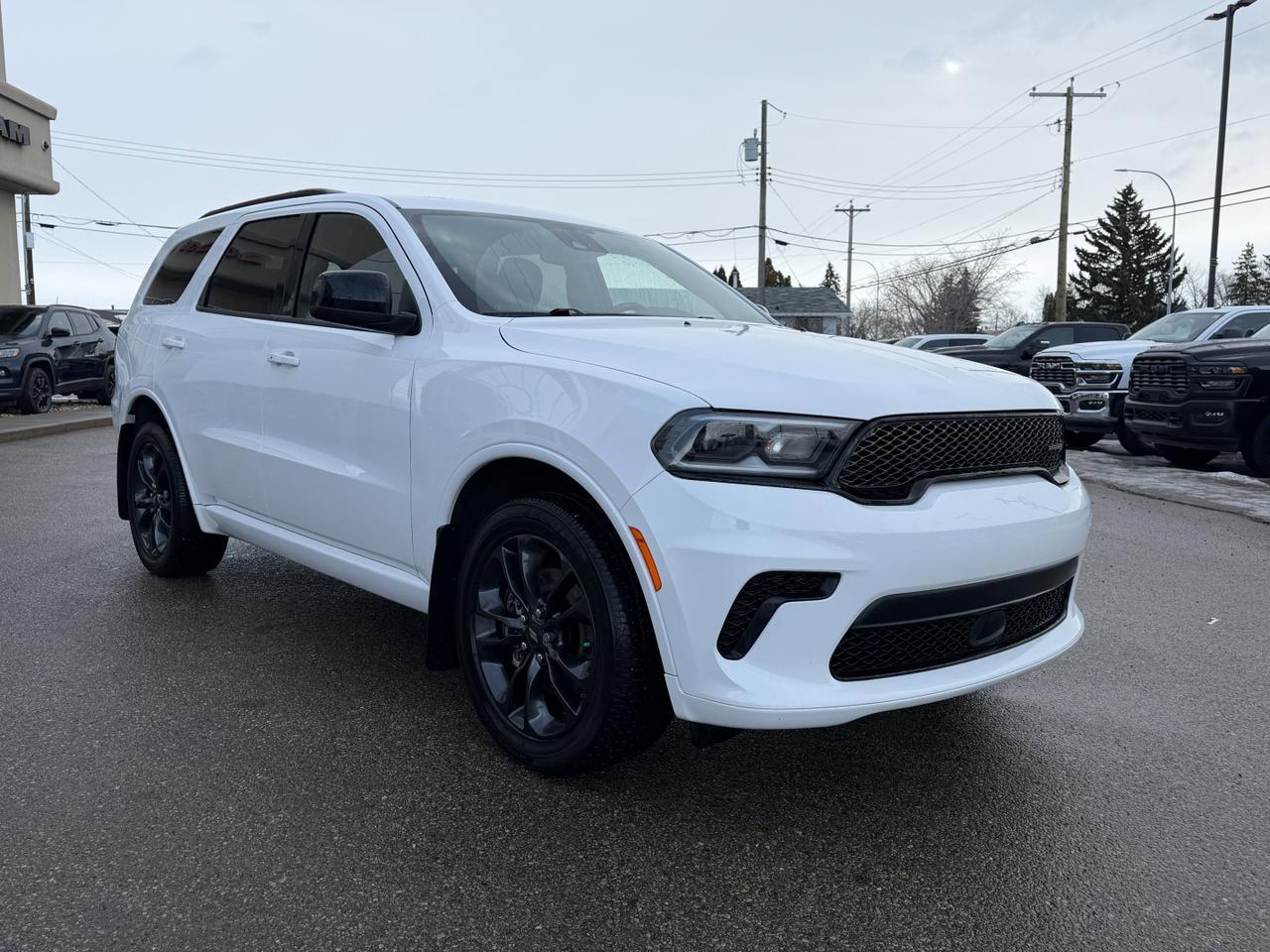 2024 Dodge Durango SXT Plus | Sunroof | Heated Seats | Blacktop Group | 3rd Row Seating Redwater AB