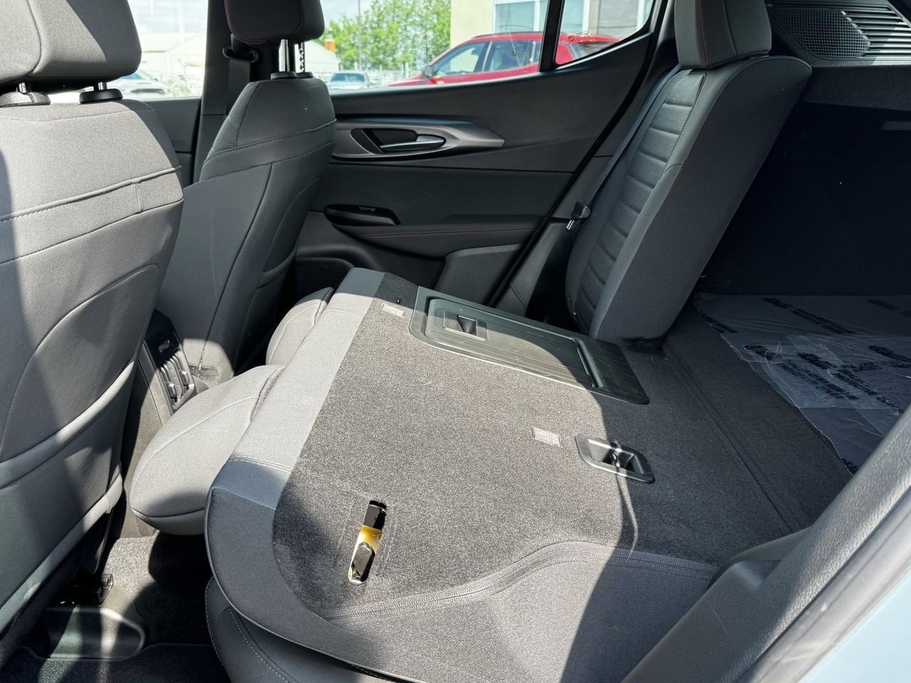 2024 Dodge Hornet GT | Black Top | Cold Weather Group | Heated Seats | Carplay | Advanced Braking Redwater AB