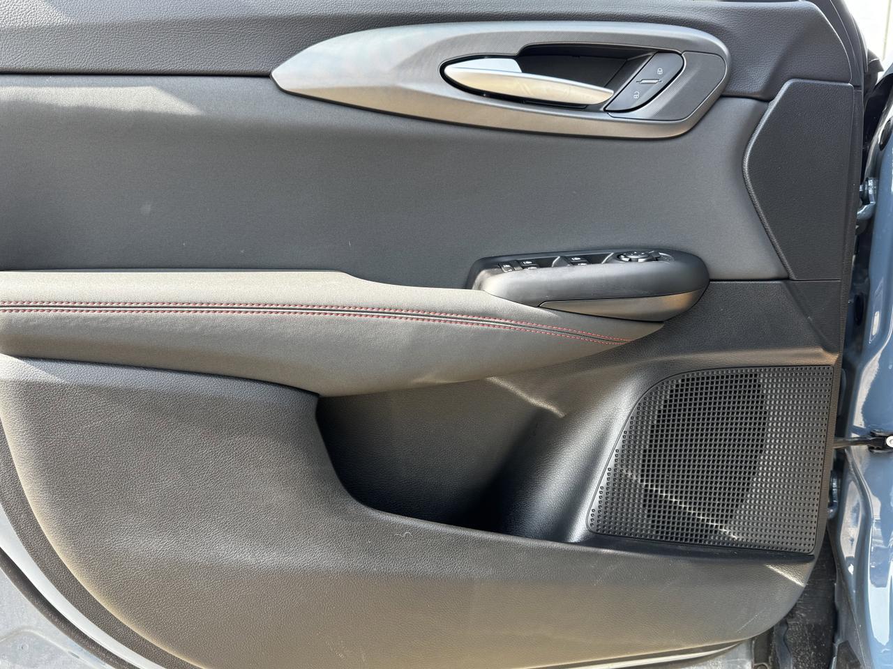 2024 Dodge Hornet GT | Black Top | Cold Weather Group | Heated Seats | Carplay | Advanced Braking Redwater AB