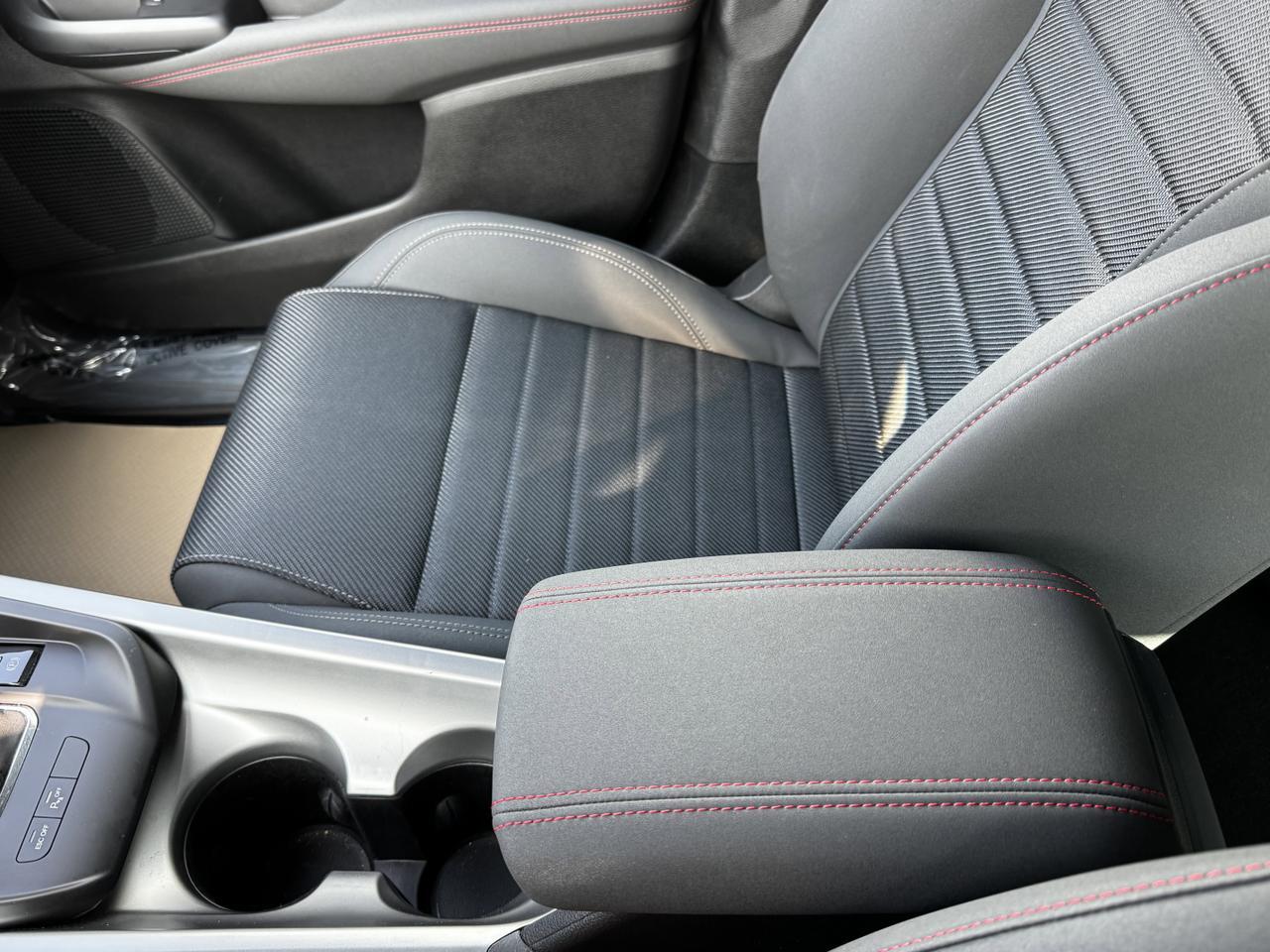 2024 Dodge Hornet GT | Low KMs l Black Top | Cold Weather Group | Heated Seats | Carplay | Remote Start Redwater AB