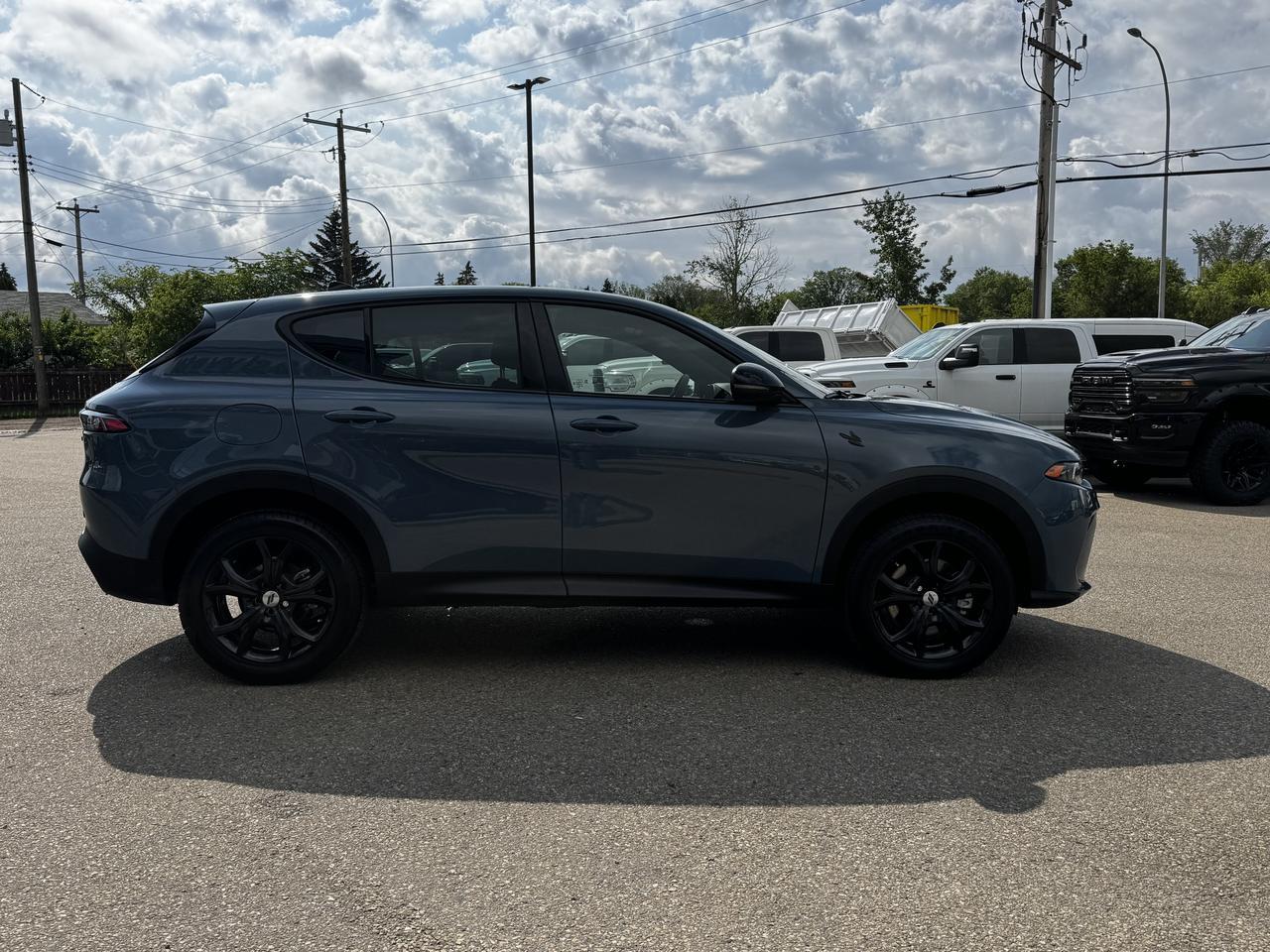 2024 Dodge Hornet GT | Low KMs l Black Top | Cold Weather Group | Heated Seats | Carplay | Remote Start Redwater AB