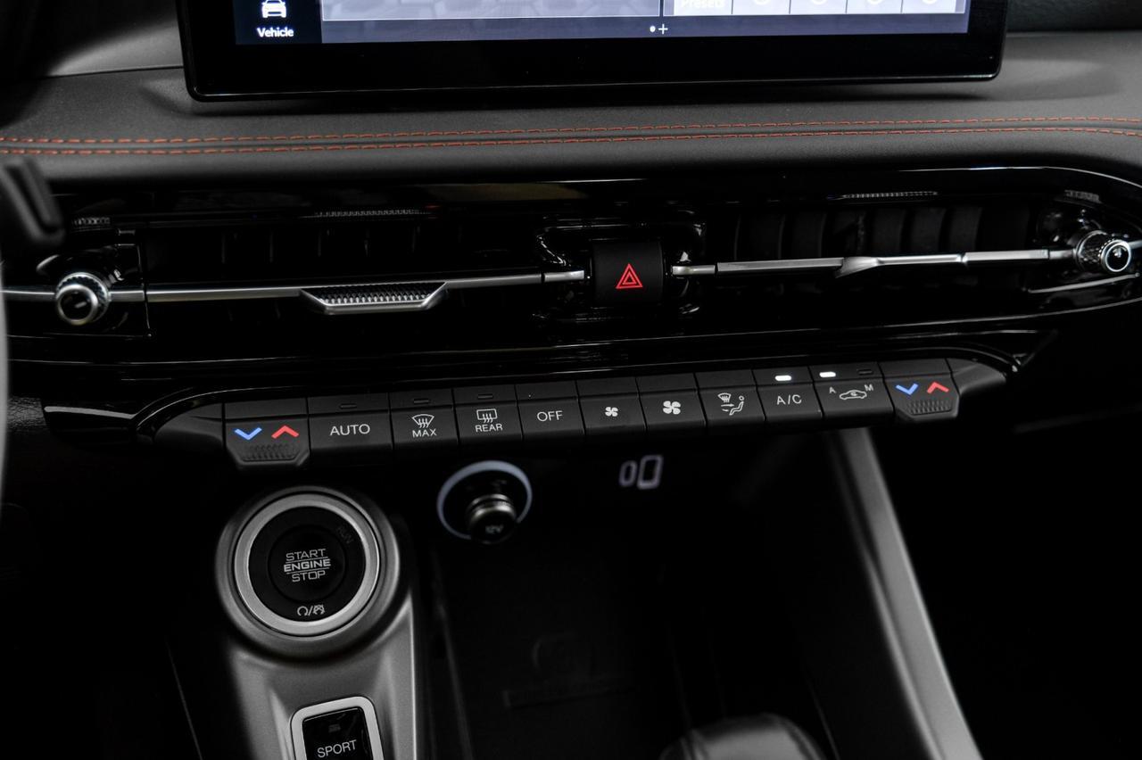 2024 Dodge Hornet R/T PLUS BLACKTOP EAWD BLIND SPOT ASSIST SUNROOF LEATHER SEATS REAR CAMERA KEYLESS START Carrollton TX