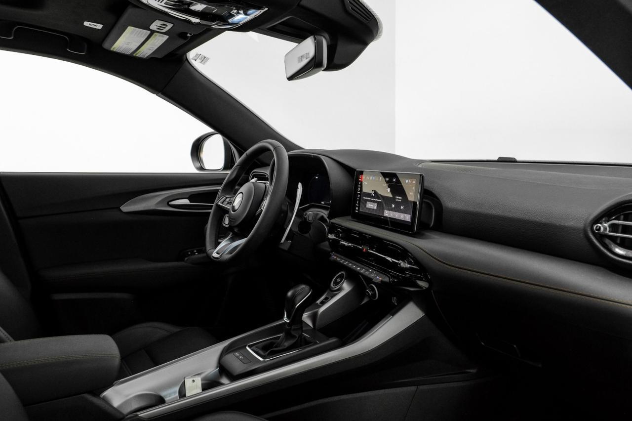 2024 Dodge Hornet R/T PLUS BLACKTOP EAWD BLIND SPOT ASSIST SUNROOF LEATHER SEATS REAR CAMERA KEYLESS START Carrollton TX