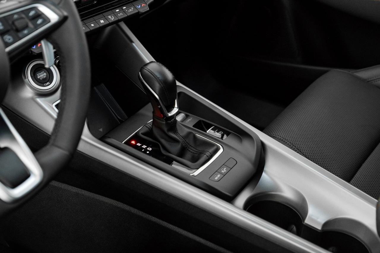 2024 Dodge Hornet R/T PLUS BLACKTOP EAWD BLIND SPOT ASSIST SUNROOF LEATHER SEATS REAR CAMERA KEYLESS START Carrollton TX