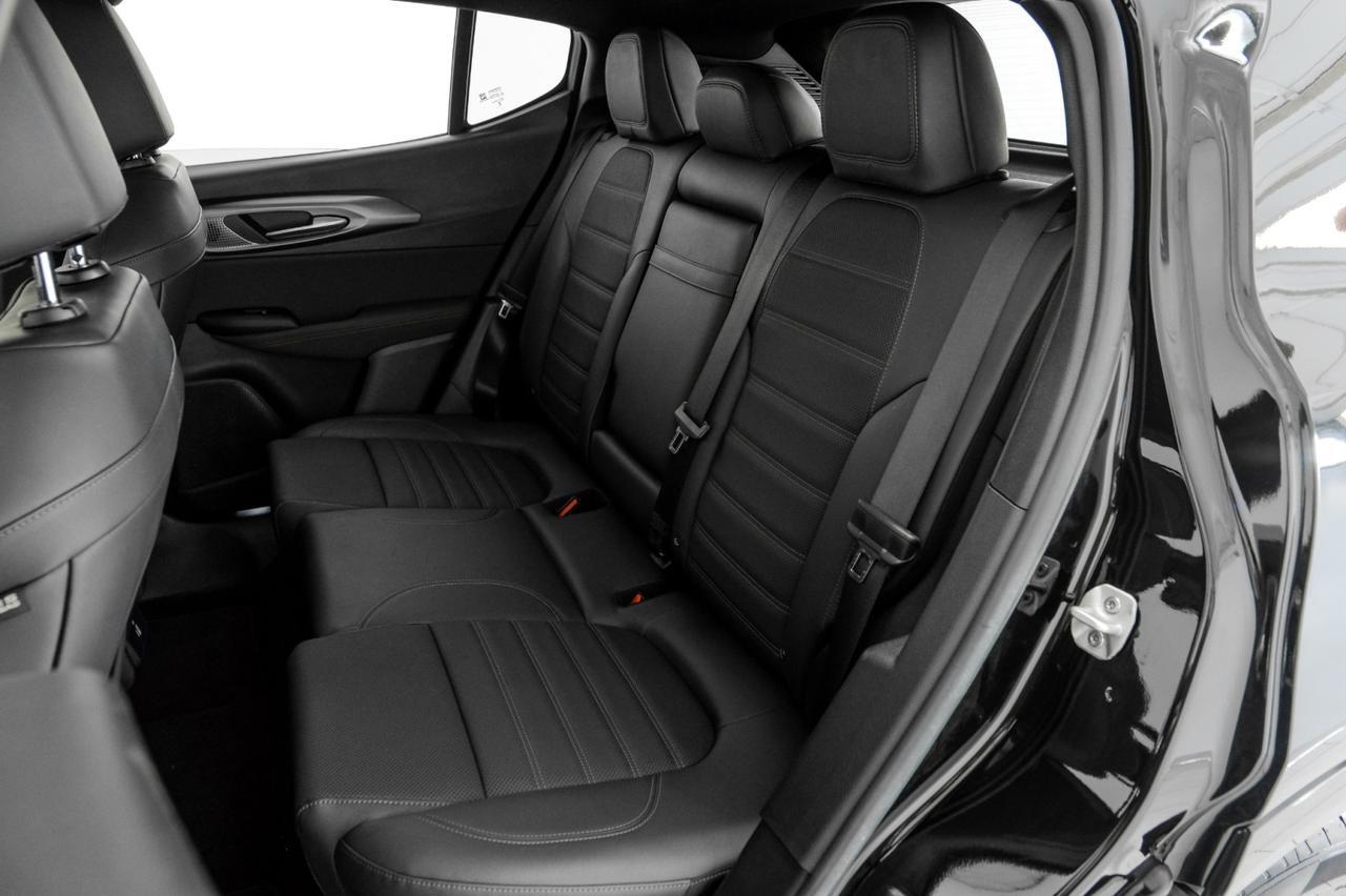 2024 Dodge Hornet R/T PLUS BLACKTOP EAWD BLIND SPOT ASSIST SUNROOF LEATHER SEATS REAR CAMERA KEYLESS START Carrollton TX