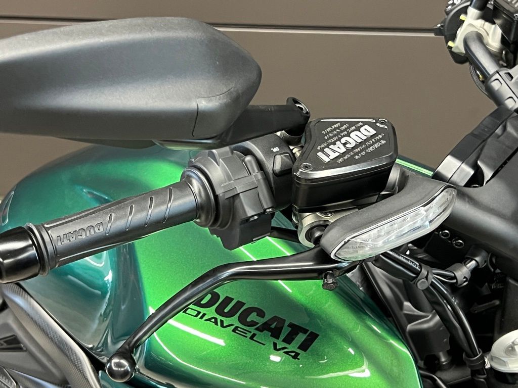 2024 Ducati Diavel V4 Diavel for Bentley Indianapolis IN