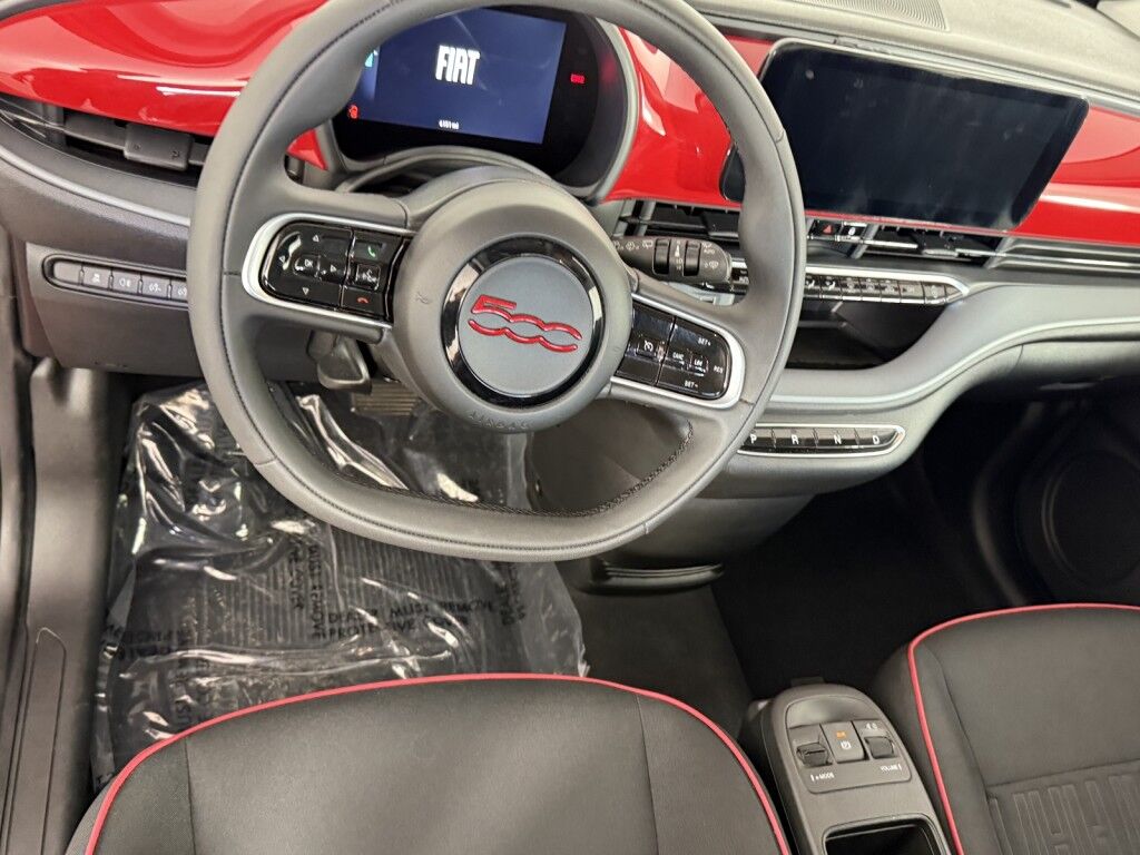 2024 FIAT 500e INSPI(RED) Maumee OH