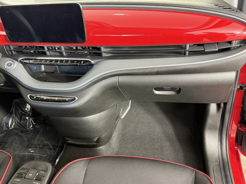 2024 FIAT 500e INSPI(RED) Maumee OH