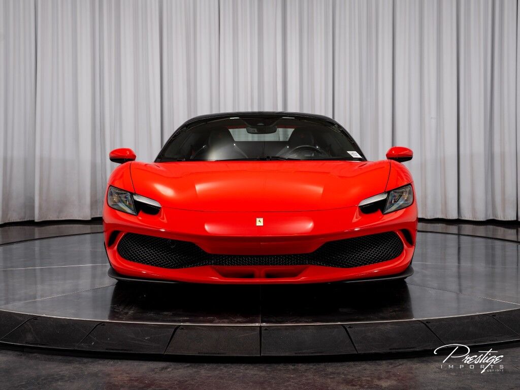 2024 Ferrari 296 GTS