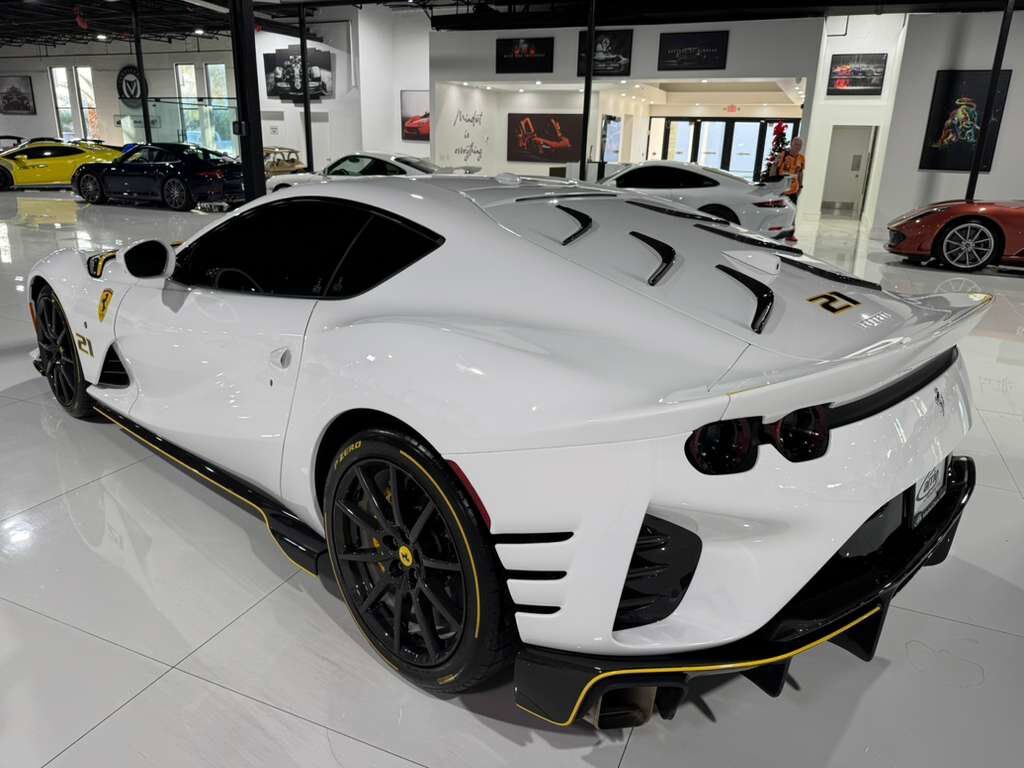 2024 Ferrari 812 Competizione Fort Lauderdale FL